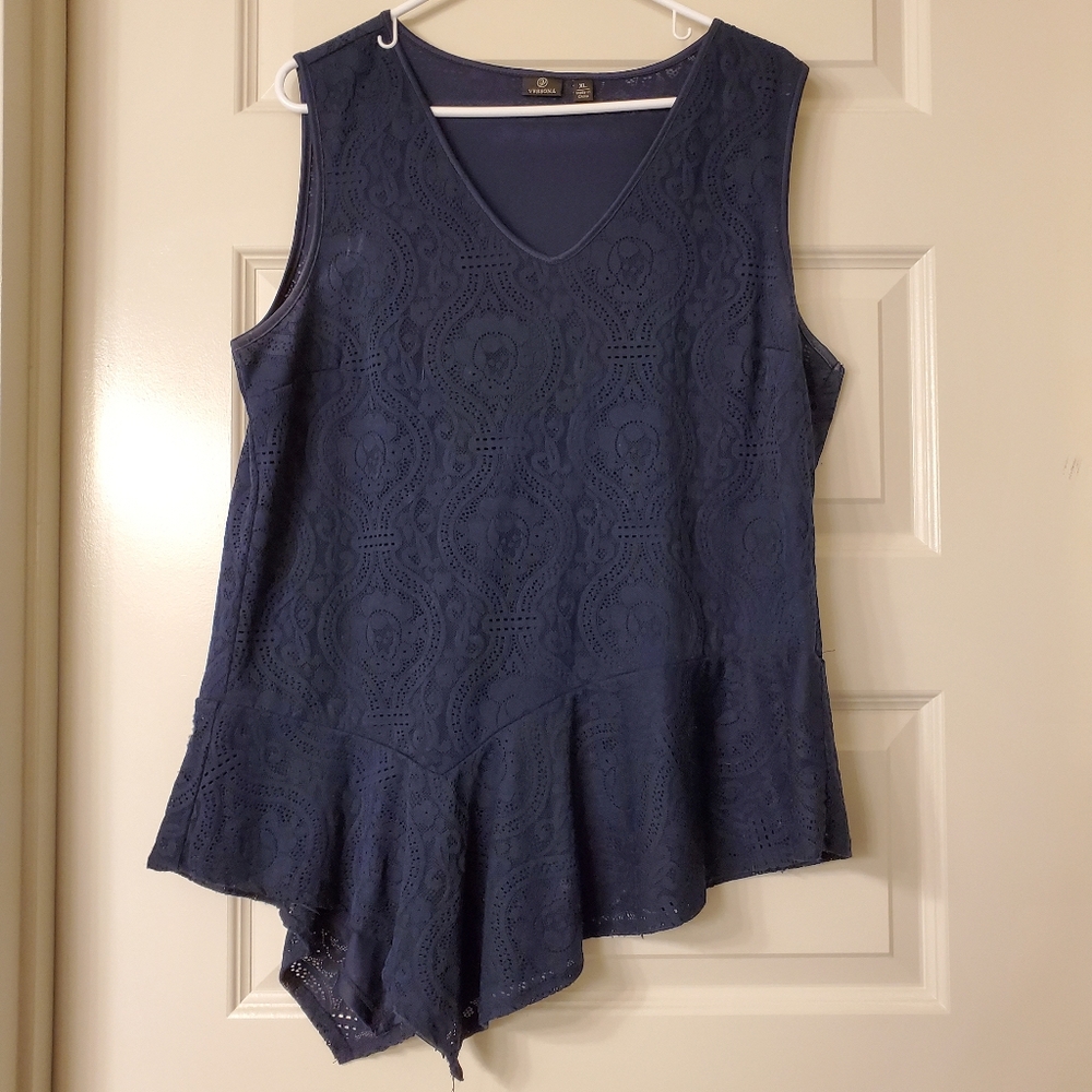 Versona Asymmetric Lace Peplum Tank
